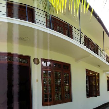 La Sachara Acomodação com café da manhã Kandy Exterior foto