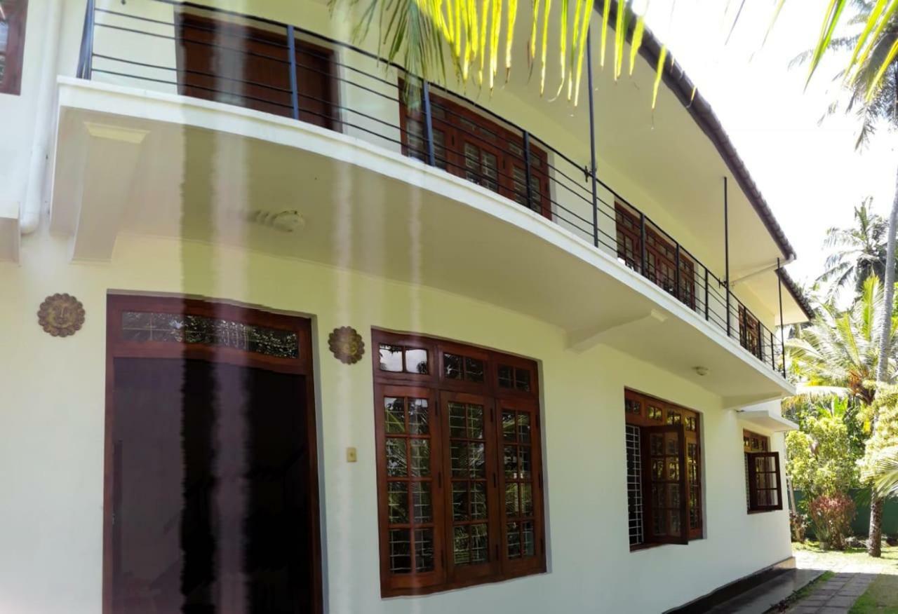 La Sachara Acomodação com café da manhã Kandy Exterior foto