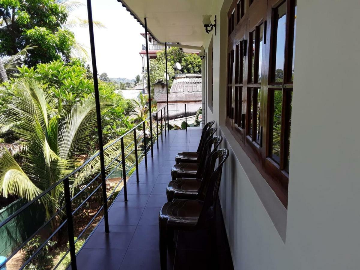 La Sachara Acomodação com café da manhã Kandy Exterior foto