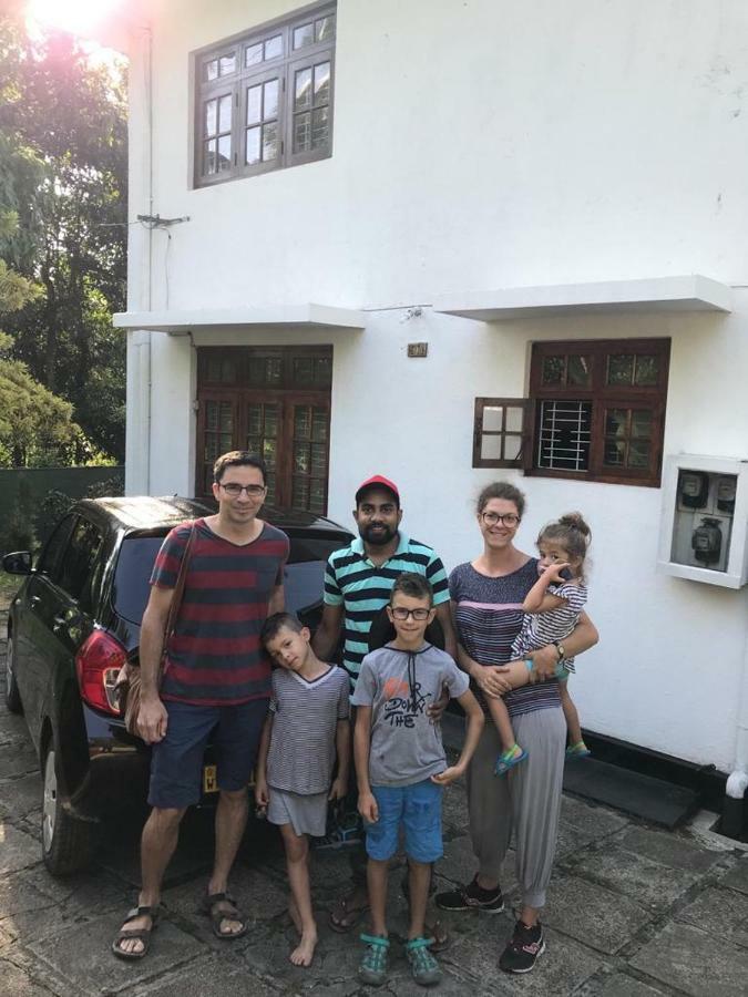 La Sachara Acomodação com café da manhã Kandy Exterior foto